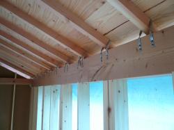 新築　関　天井部分も木材を使用します。vv